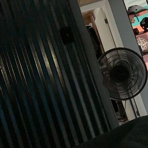 Meet your Posher, Leo